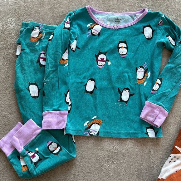 Bundle - Lot of 2. Two sets of pajama bundles. CARTER’s size 4T - Picture 3 of 3